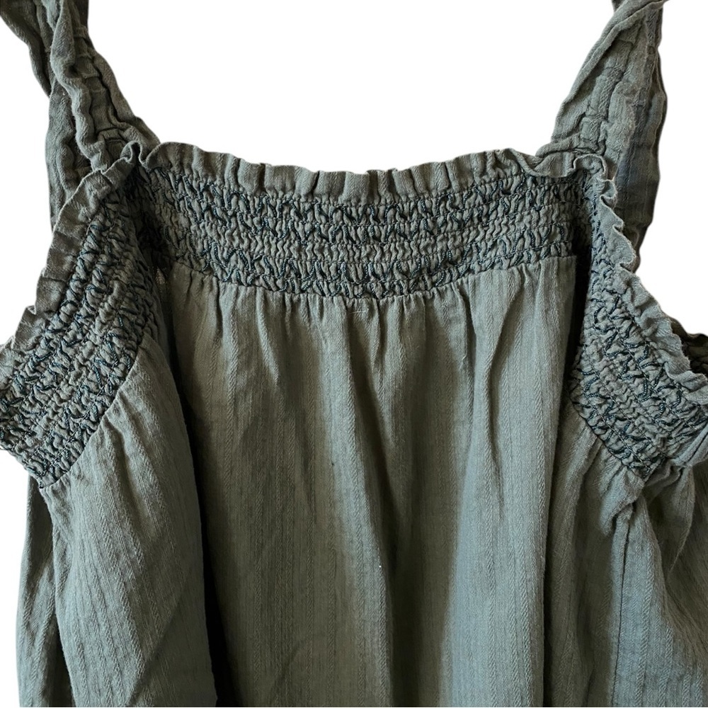 Banana Republic Green Smocked Tank Top - Picture 2 of 4